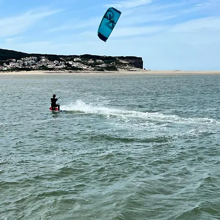 Cozy Surfhouse At Obidos Lagoon 福斯·杜·阿勒奥